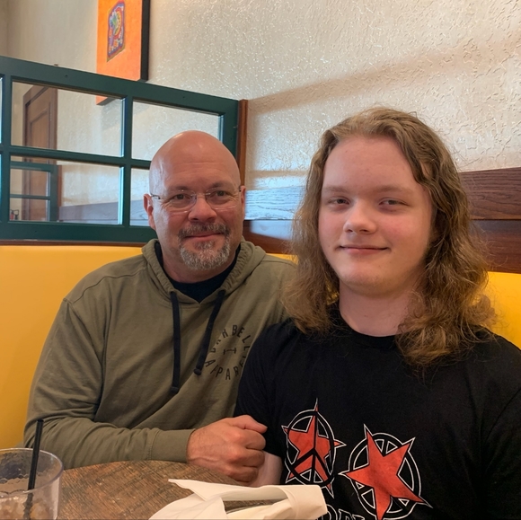 MEET YOUR POSHER - Picture 15 of 16